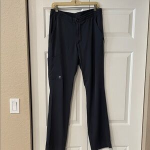 Healing Hands men’s charcoal gray scrub pants. Medium
